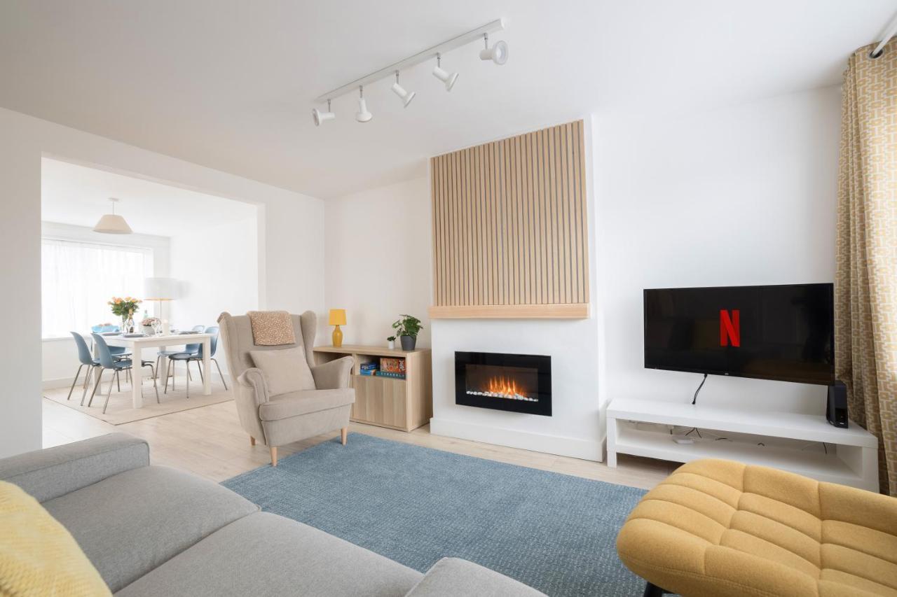 Elegant Home Mod Kitchen, Fast Wi-Fi, Free Parking Carrickfergus Extérieur photo